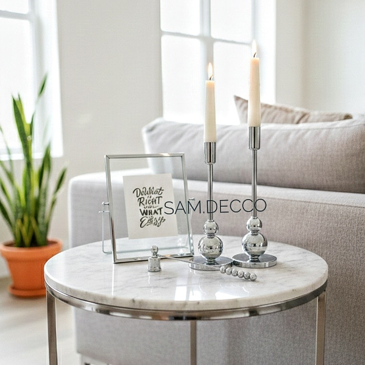 قاب عکس طلایی فلزی پایه دار ۲۱×۱۶